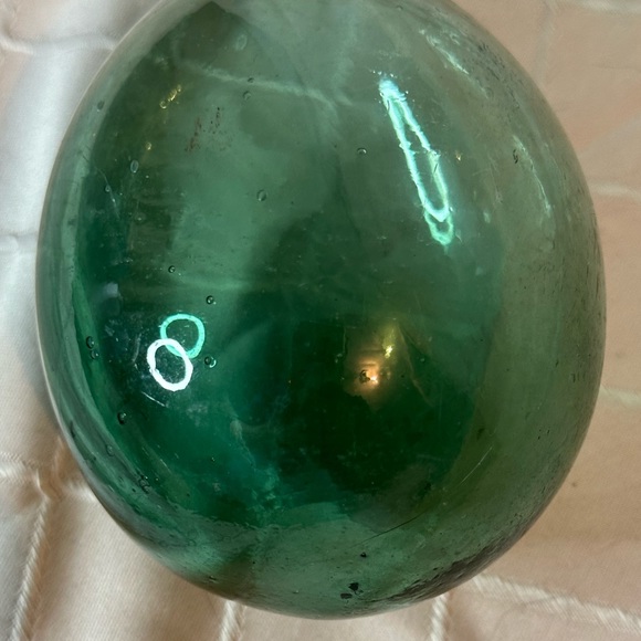 Hand Blown Green Glass Antique Wine or Water Bottle, circa 1800's - Picture 3 of 4